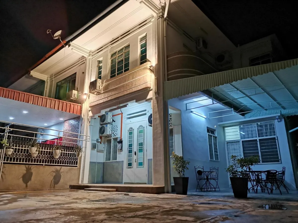 G Fortune Guest House Victoria Green George Town