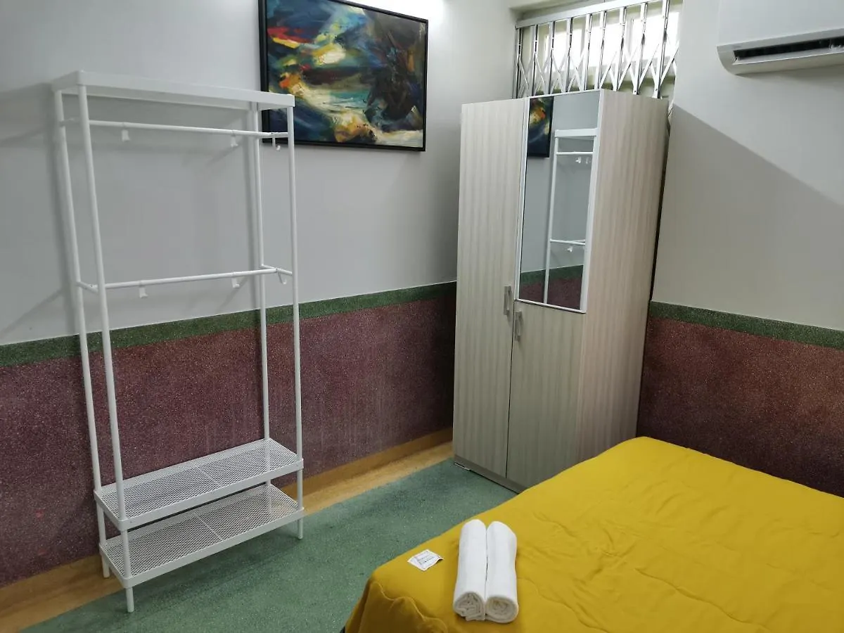 G Fortune Guest House Victoria Green George Town
