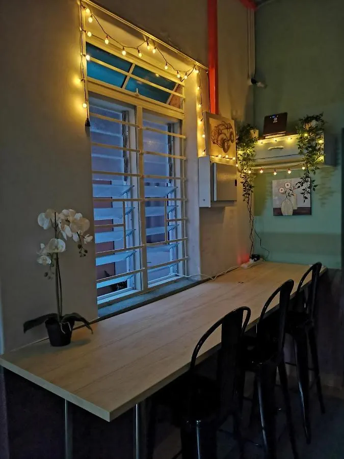 G Fortune Guest House Victoria Green George Town
